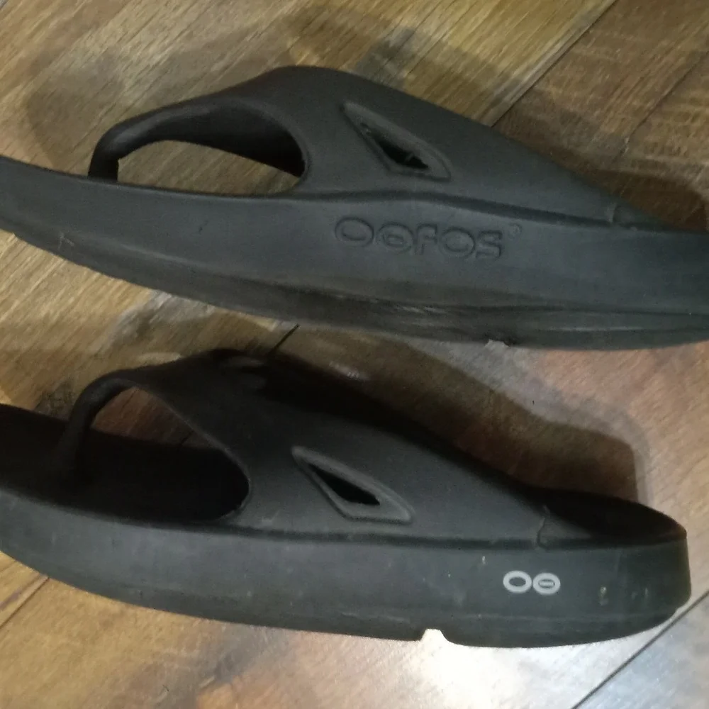 Oofos OOriginal Recovery‎ Sandals Black Thong Flip Flops Mens 8 Womens 10 EU 41